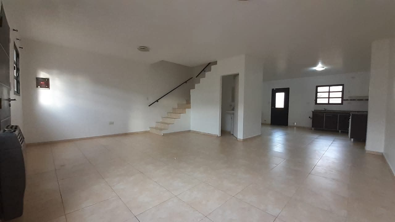 Amplio DUPLEX zona Costera
